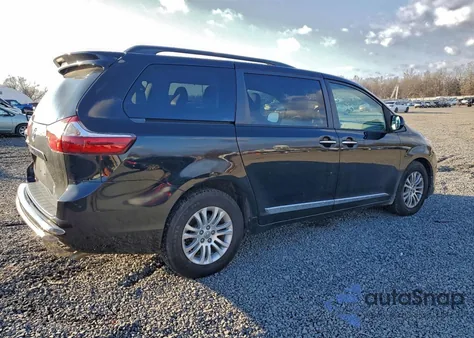 2016 Toyota Sienna Xle z USA, uszkodzony, nr VIN 5TDYK3DC2GS715209